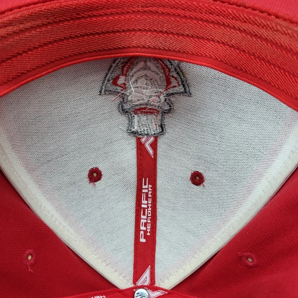 Red Austin Peay State Govs Governors NCAA Flat Bill Small-Medium Cap Hat Russell